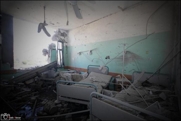 Fatal #Israeli strikes directly hit Al-Aqsa Hospital in #GazaStrip. 5 killed and more than 50 injured.  Photo via @GazanPal