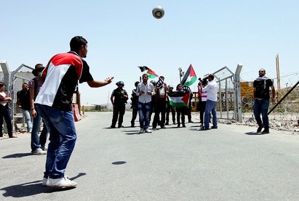 Solidarity with hunger striker Mahmoud Sarsak at Ofer - Palestinians staging a football match - Photo by WAFA