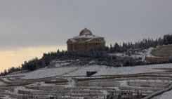Jan 10 2013 Blanket of snow covers Nablus - Photo by WAFA